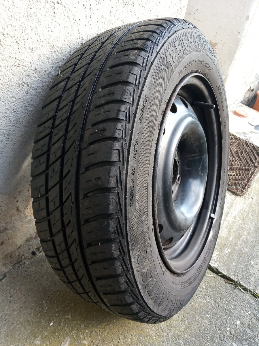 letní pneumatiky 185/65 R15 88T s disky - 2