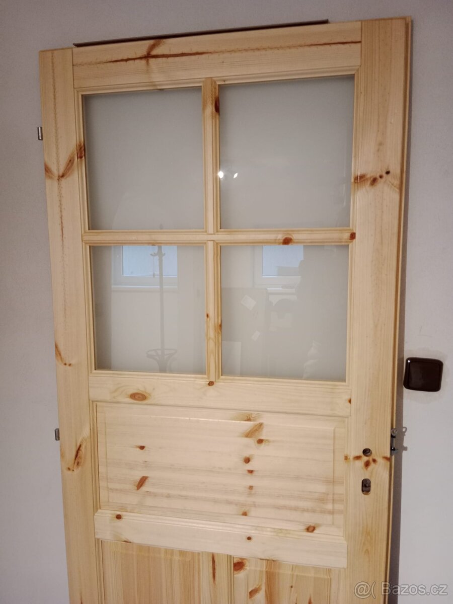 interiérové dveře - masiv borovice - 2