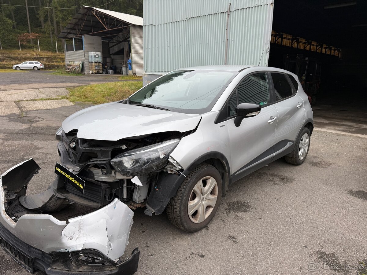 RENAULT CAPTUR TCe ENERGY LIMITED 1.2 87kw 2017 - 2