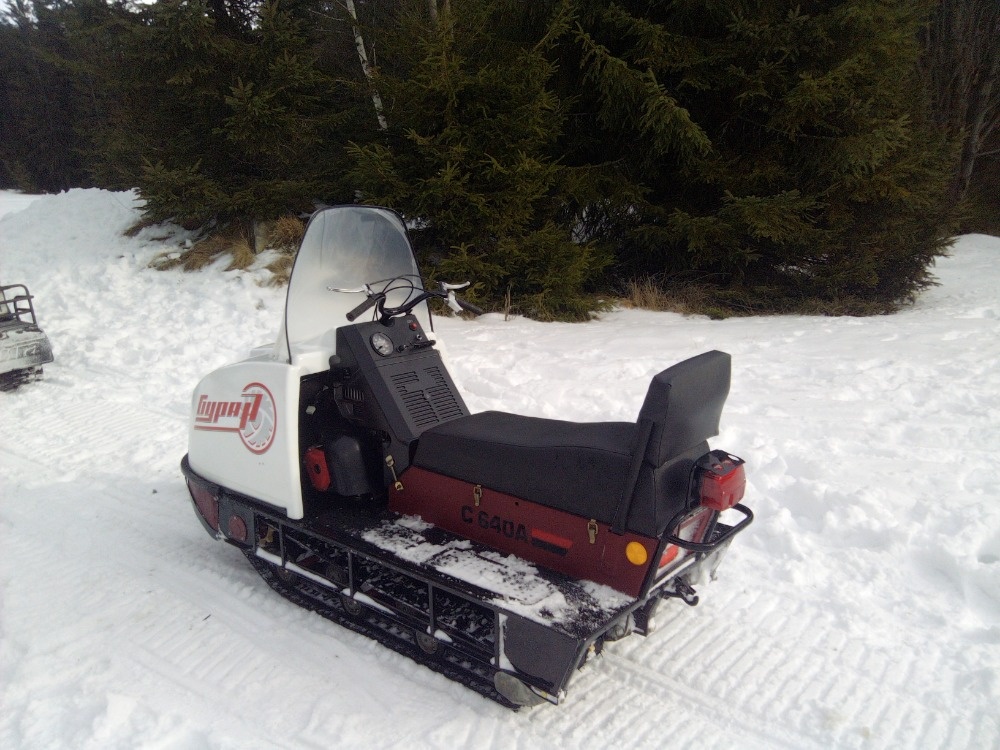 Sněžné skútry Buran 640 A - 2