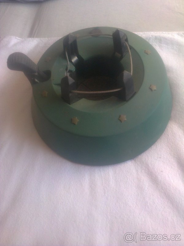 STOJAN NA VANOCNI STROMECEK - 2