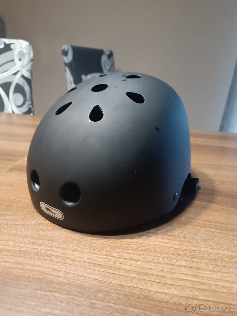 dětská přilba - 2