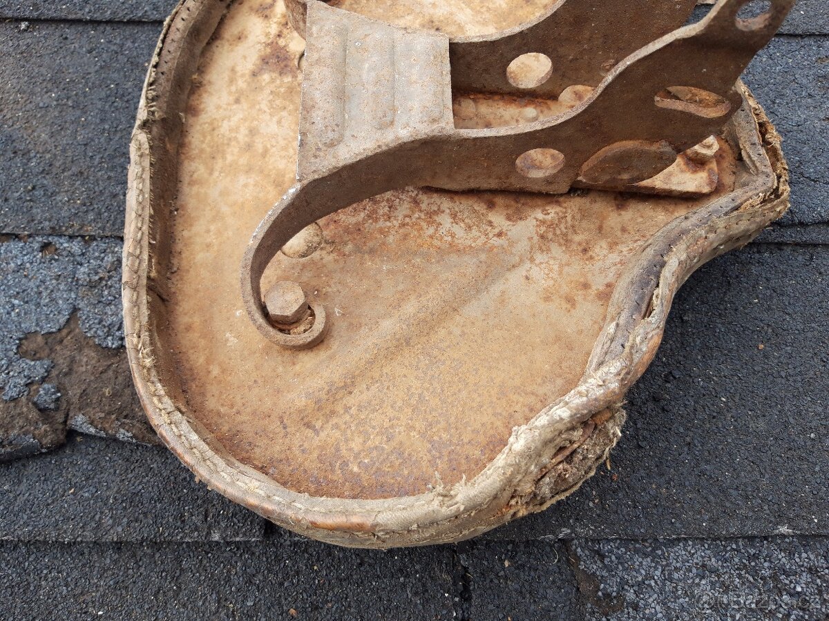 Sedlo Ogar 350, 1948, typ 12 - 2