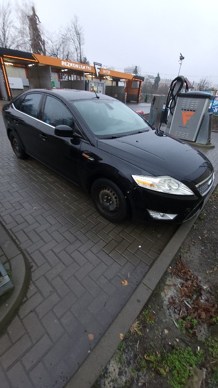 Ford mondeo 2.0 benzin na díly - 2