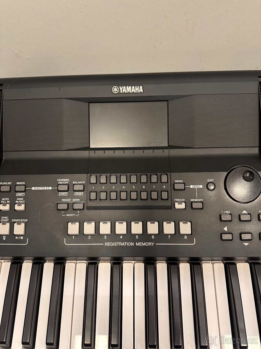 Yamaha PSR-SX600 - 2