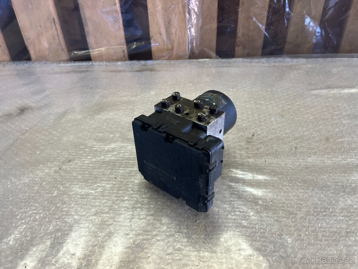 ŘÍDICÍ JEDNOTKA ABS 5890026160 HYUNDAI SANTA-FEE - 2