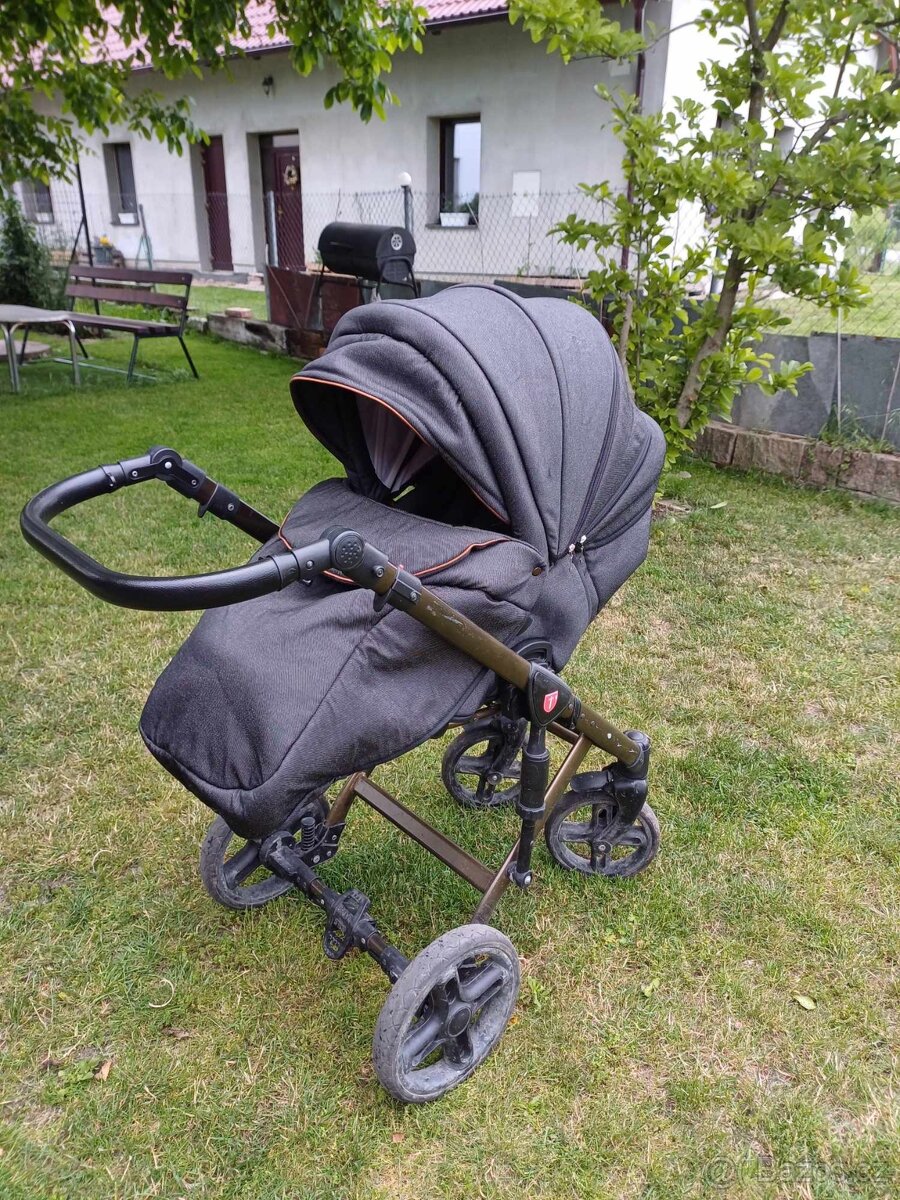 Kočárek Tudore Forester kombinovaný - 2