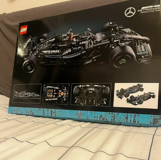 LEGO Technic 42171 – Mercedes-AMG F1 W14 E Performance - 2