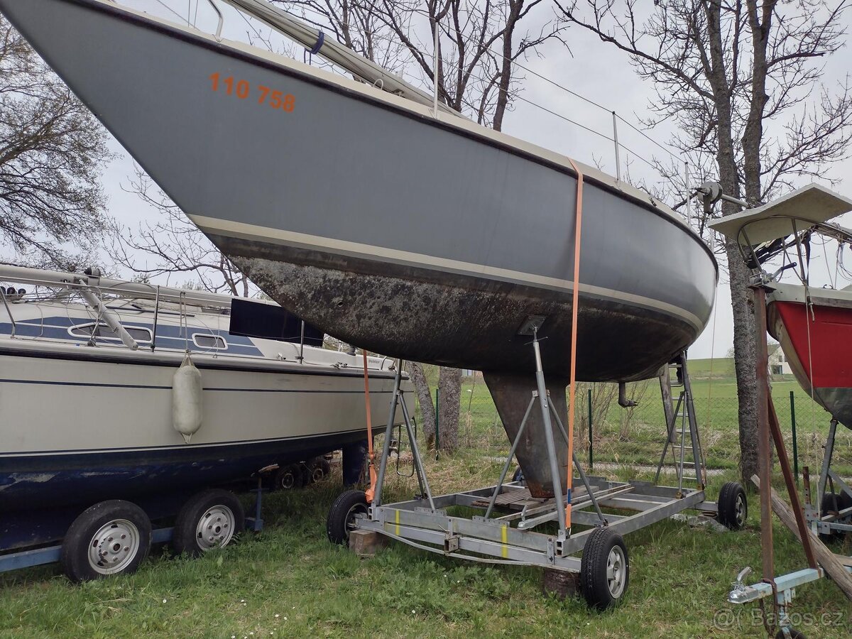 Kajutová plachetnice Granada, jachta - 2