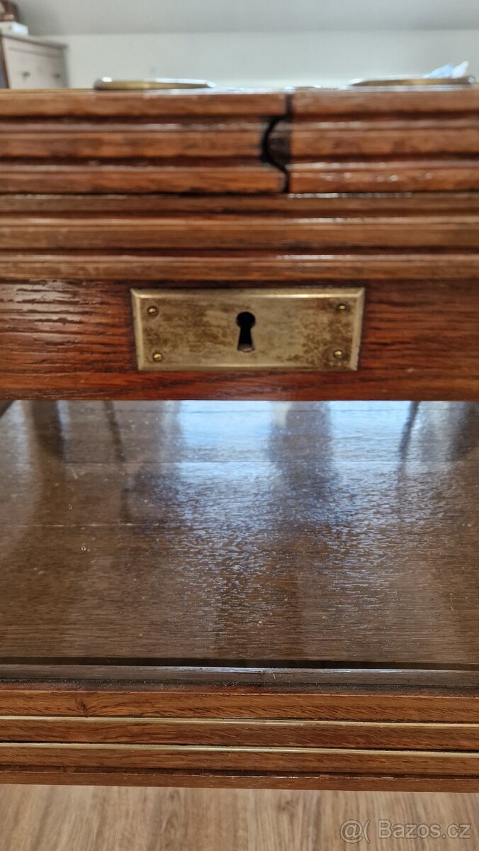 Krásný starožitný bar s výtahem - mechanismus - 2