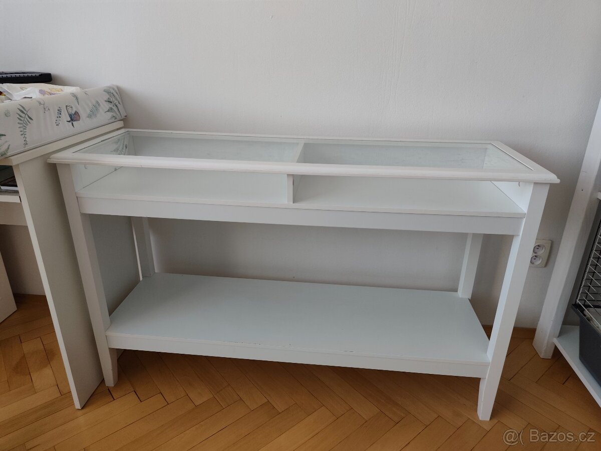 Konzolový stolek - 2