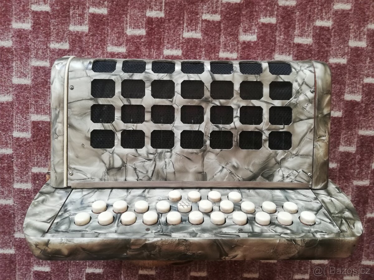 Heligonka - Harmonika - Firotti 8 basů - 2