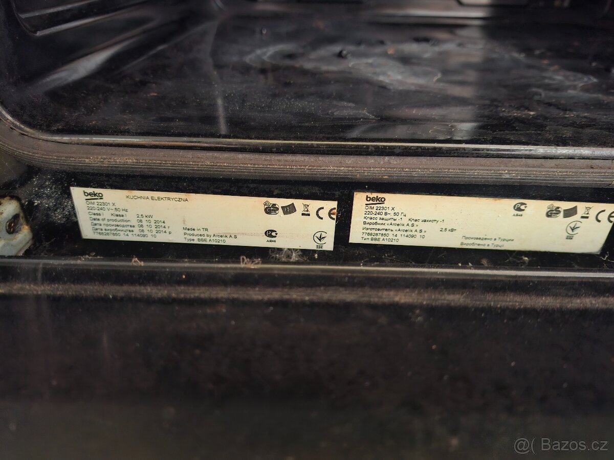 Vestavná trouba BEKO - 2
