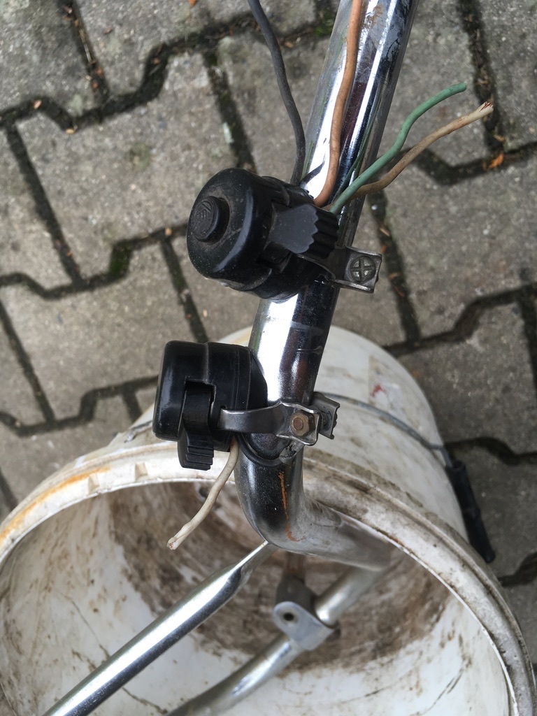 Prodám více druhů karburátorů - 2