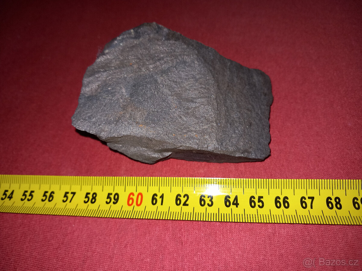 Kámen, minerál, nerost chvaletická ruda - 2