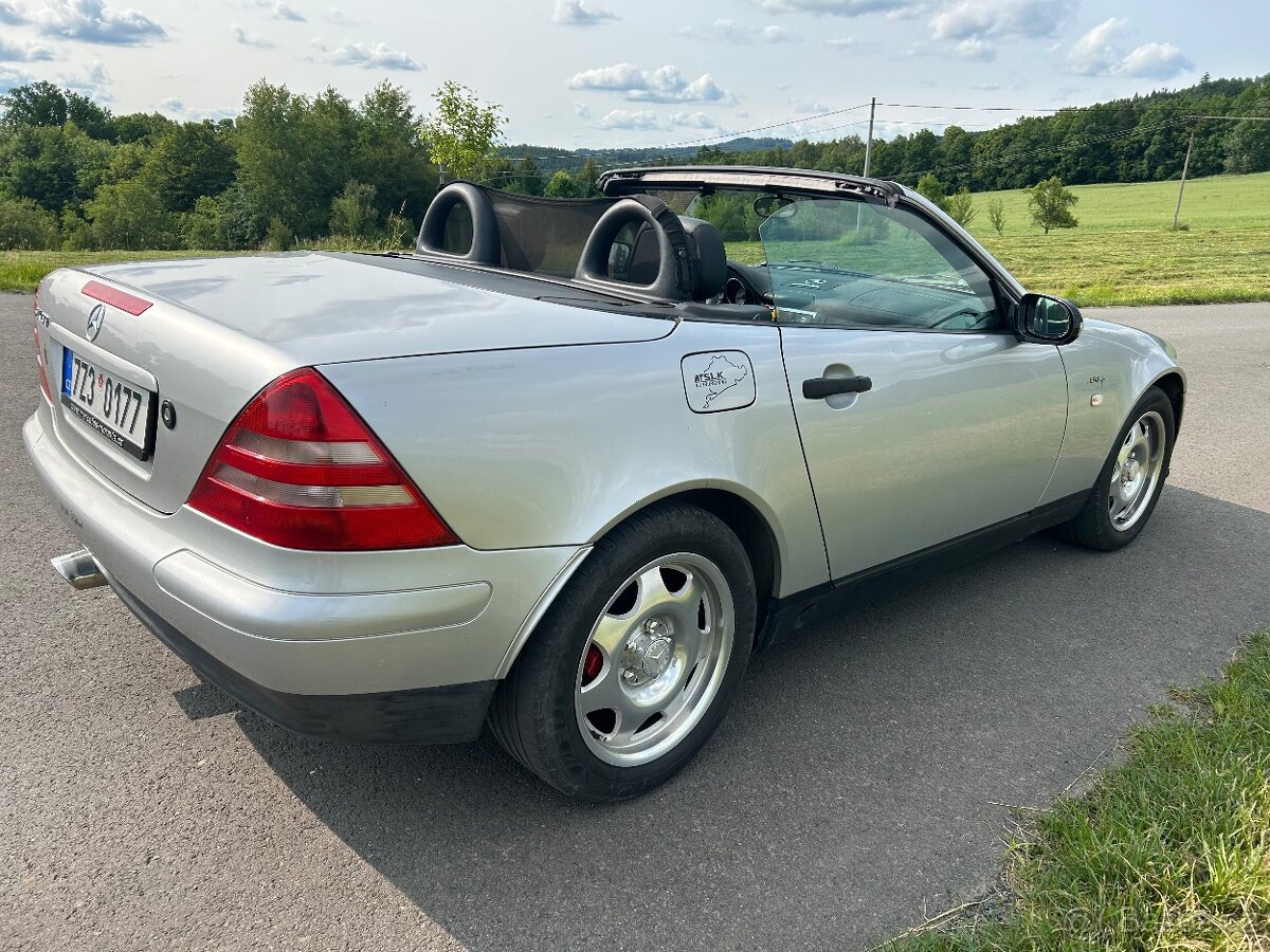 Mercedes-Benz SLK 200 SLEVNĚNO - 2
