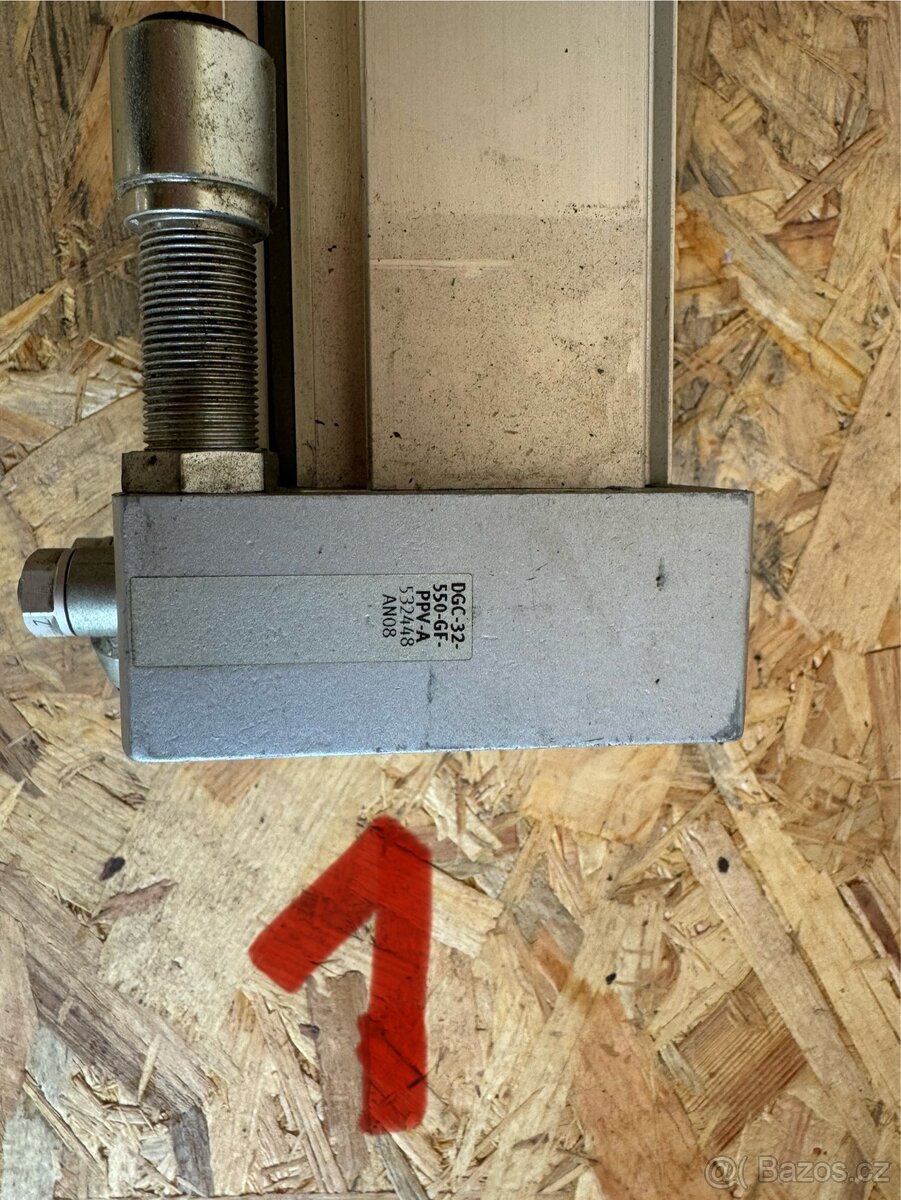 Lineární vedení s pneumatickým posunem - 2