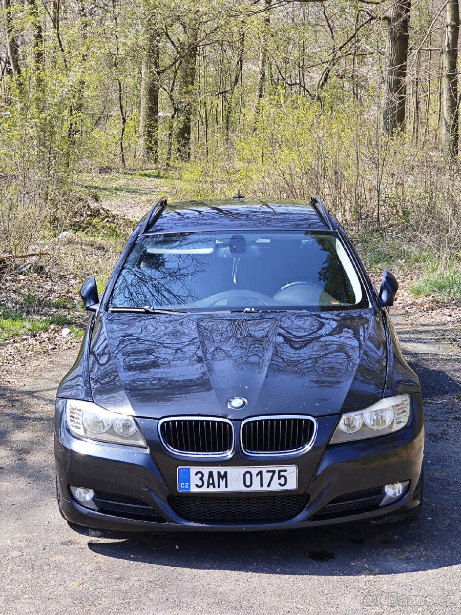 BMW E91 LCI 318d - 2