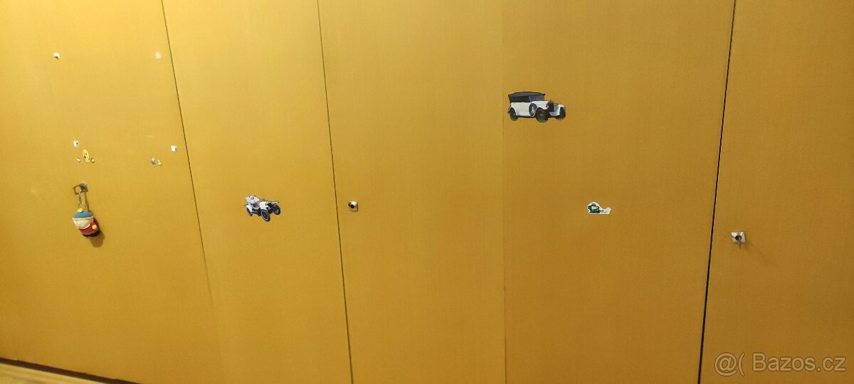 Nábytek UNIVERZAL - 2