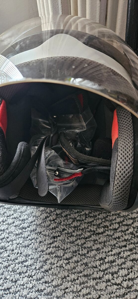 Přilba na motorku - 2