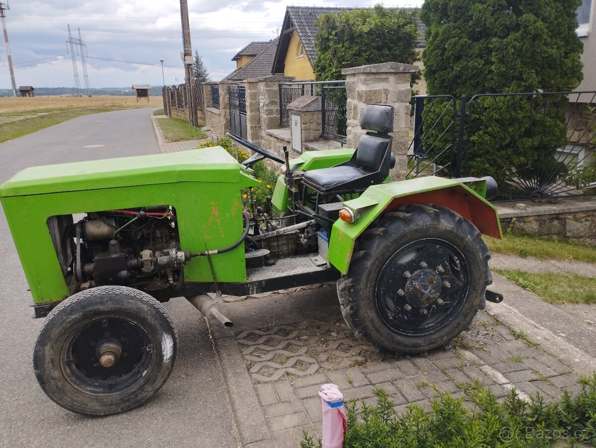 Malotraktor domácí výroby - 2