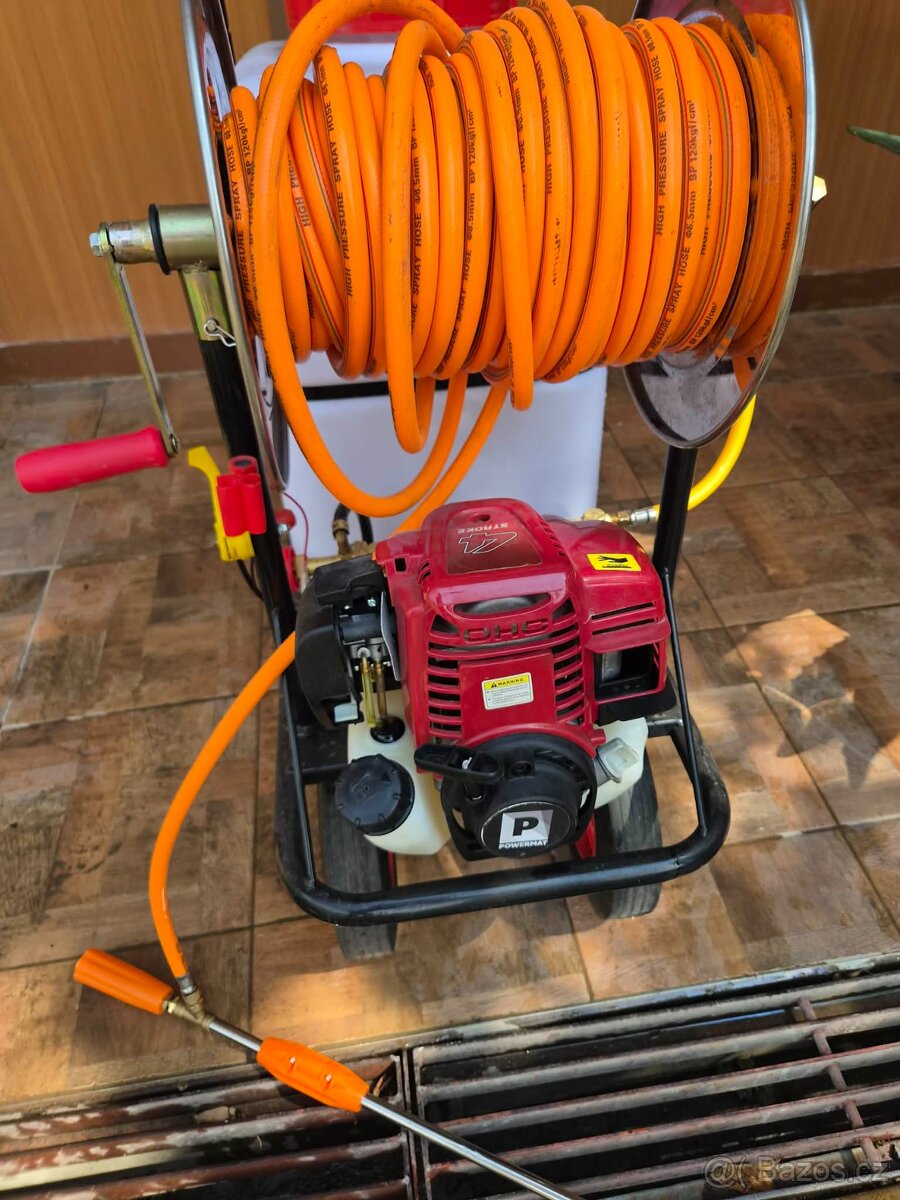 Zahradní postřikovač Powermat 60 litrů - 2