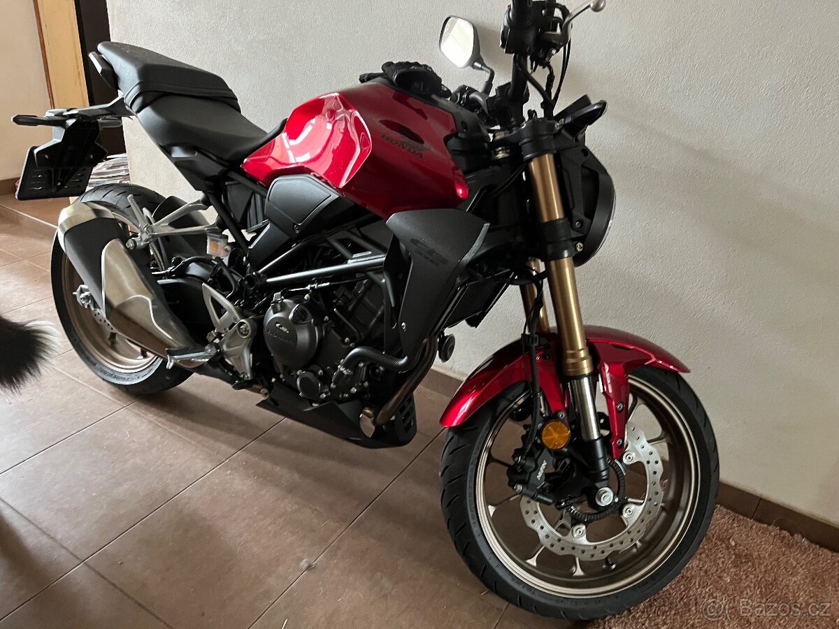 HONDA CB300R - 2