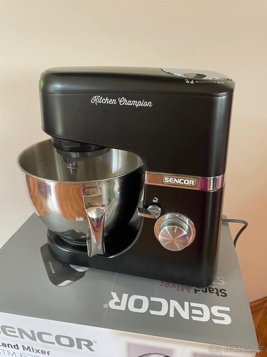 Téměř nový mixér Sencor STM6359BK - 2