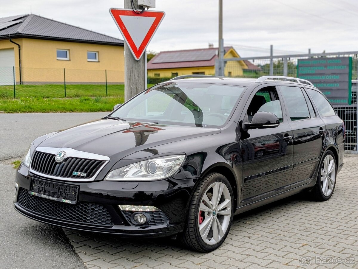 ŠKODA OCTAVIA II RS COMBI 2.0TSi 177kW F.C. JEN 135TKM - 2