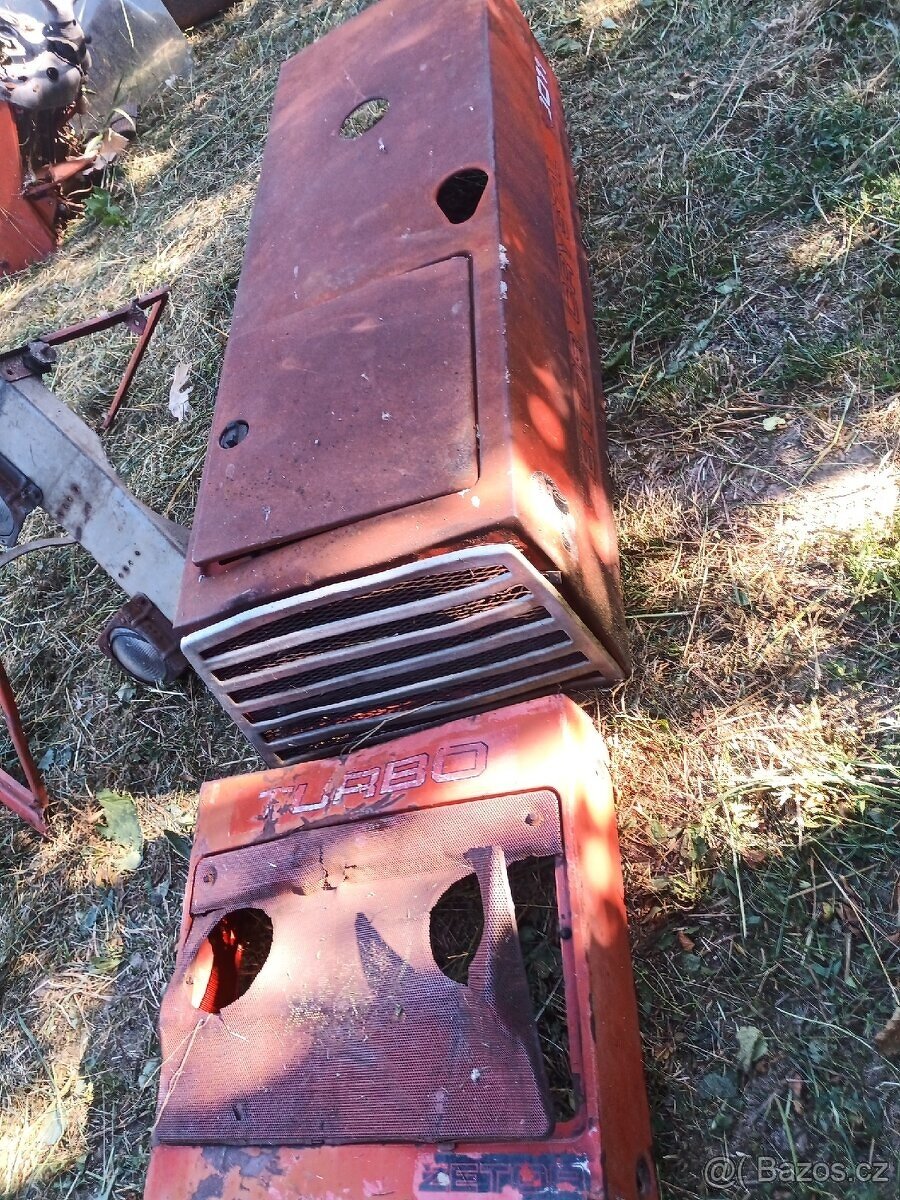 Kapotáž Zetor Crystal 10011 - 2