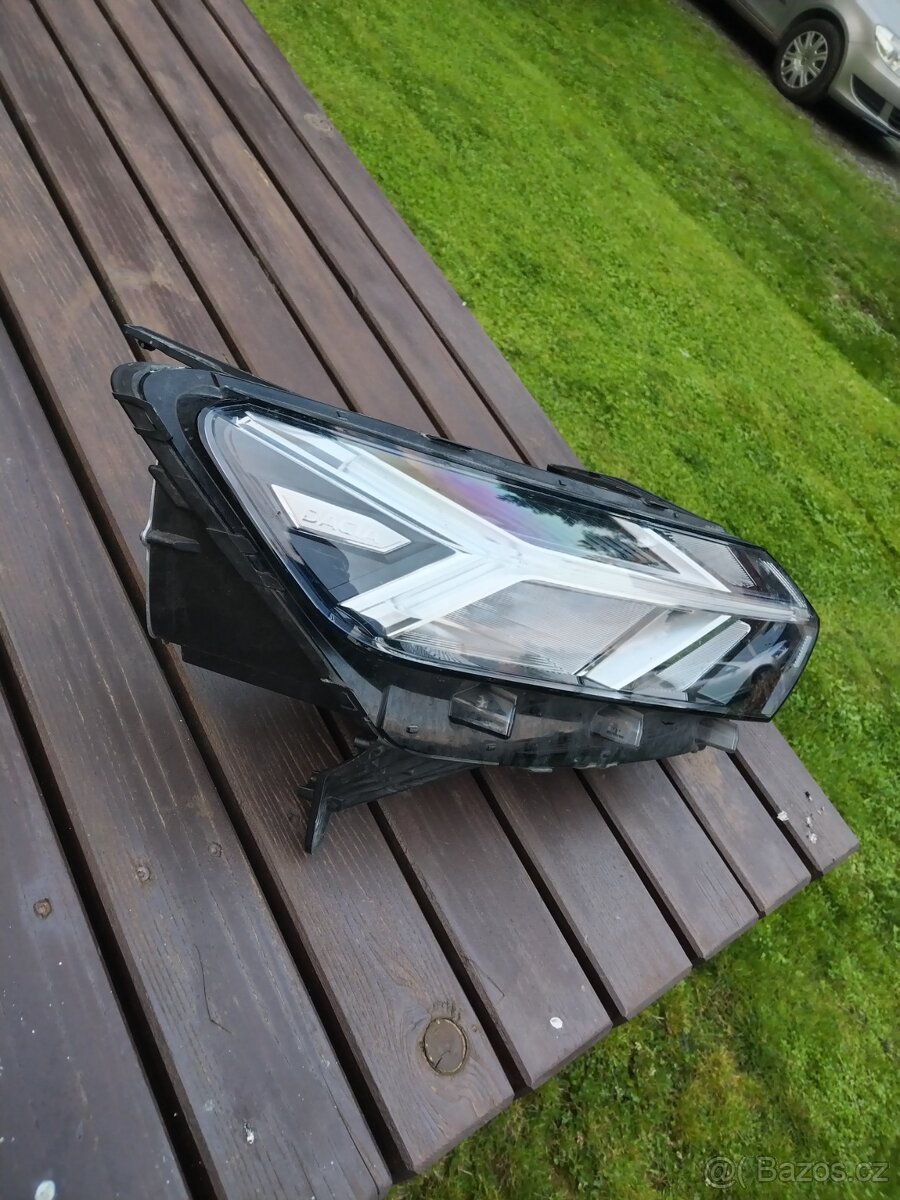 Dacia světlo 260107978R FULL LED Sandero - 2