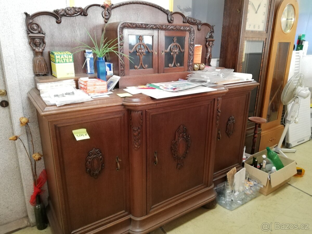Komoda + vitrína č.7 - 2