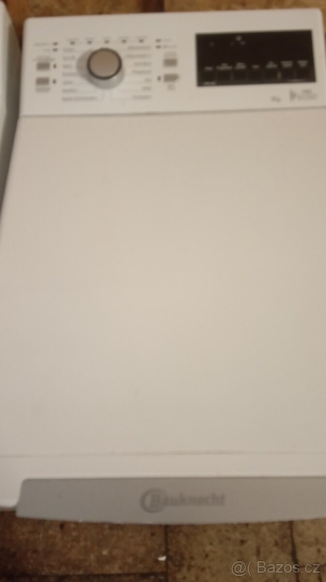 Vrchem plněná pračka Bauknecht - 2