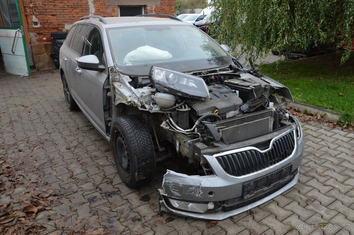 Octavia III combi 1.6TDI 81kW 4x4 NAVI ALU palubni deska - 2