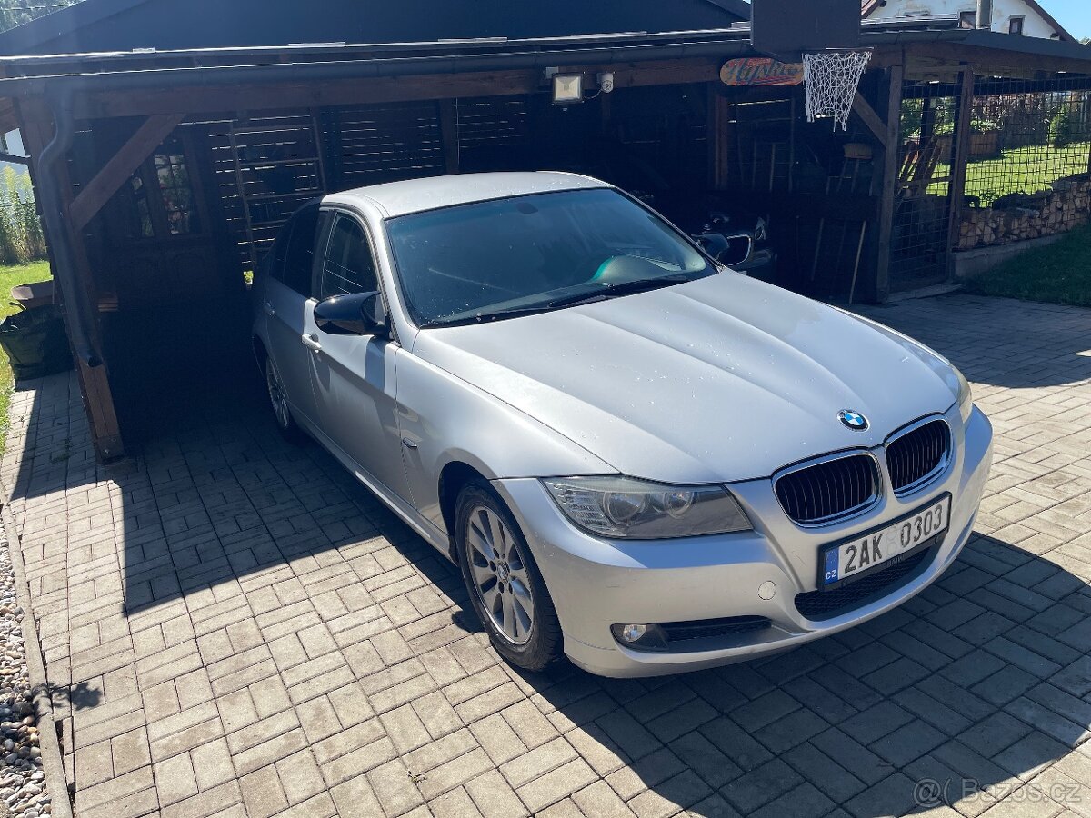 BMW E90 318d 105KW 2010 - 2