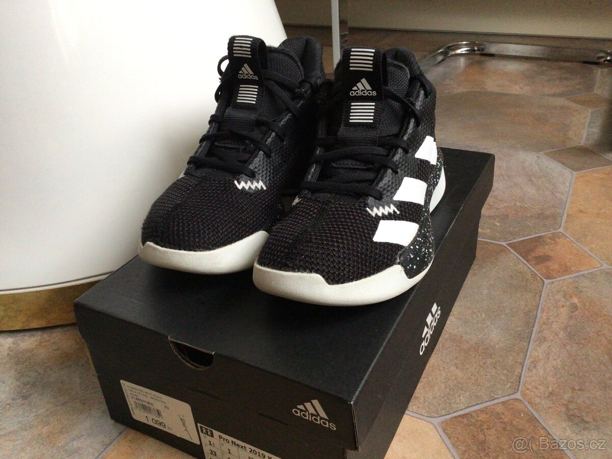 Klučiči boty adidas vel 33 - 2