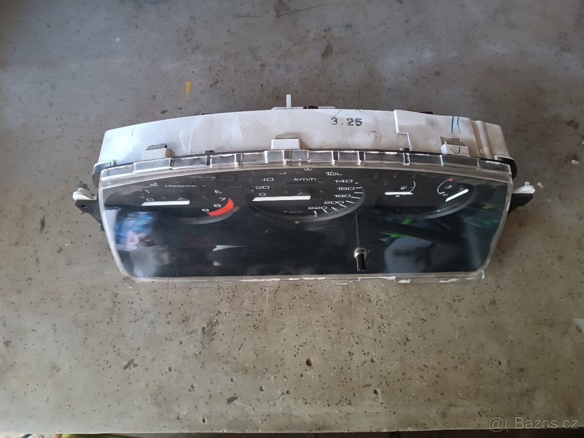 Budíky Honda Civic 5g - 2