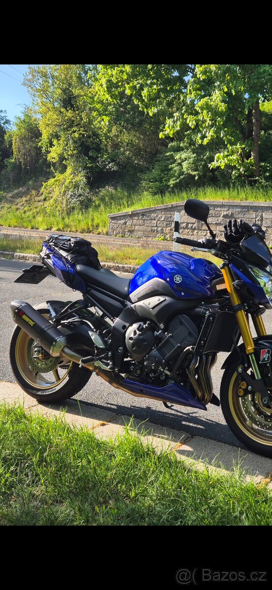 Yamaha FZ8 - 2