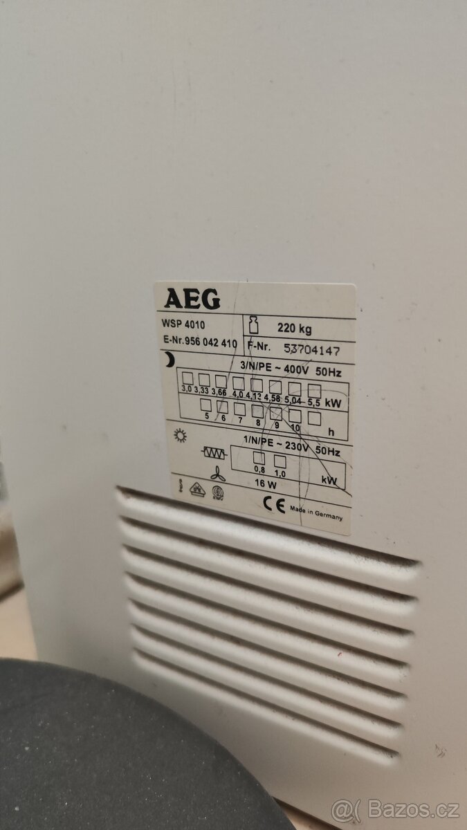 Akumulační kamna zn. AEG a EMCO - 2