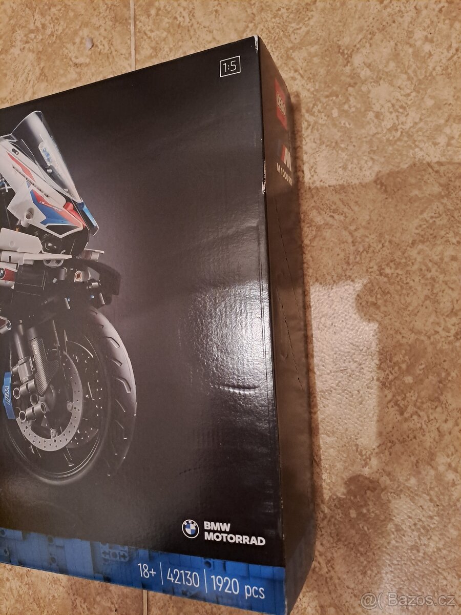 LEGO Technic 42130 BMW M 1000 RR - 2
