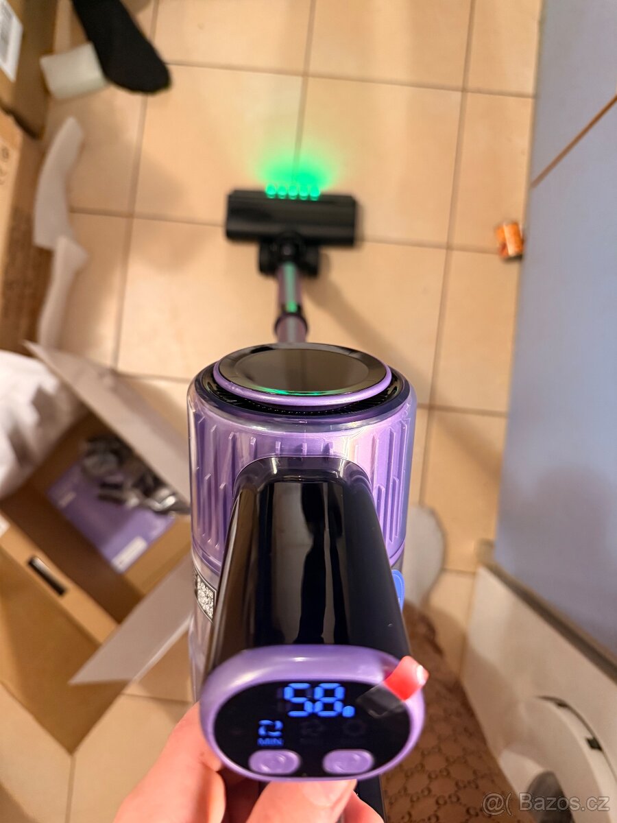 Akumulátorový tyčový vysavač V2, 500 W - 2