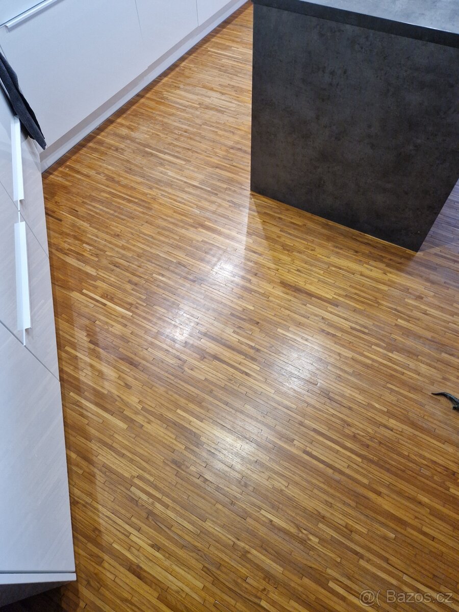 Teaková podlaha - 2