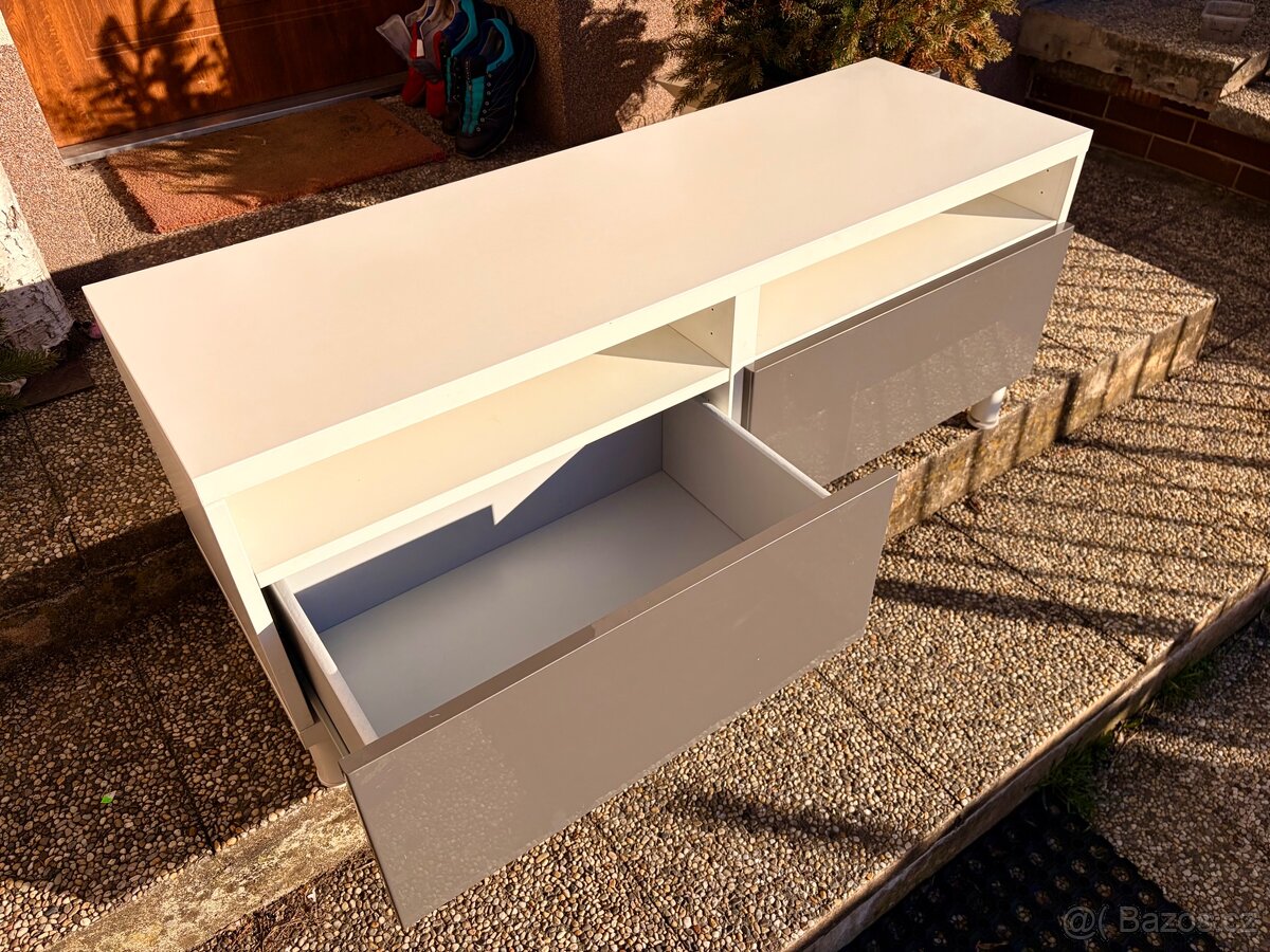 TV komoda IKEA - 2