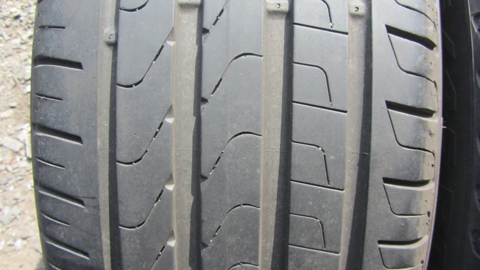 Letní pneu 225/45/18 Pirelli - 2