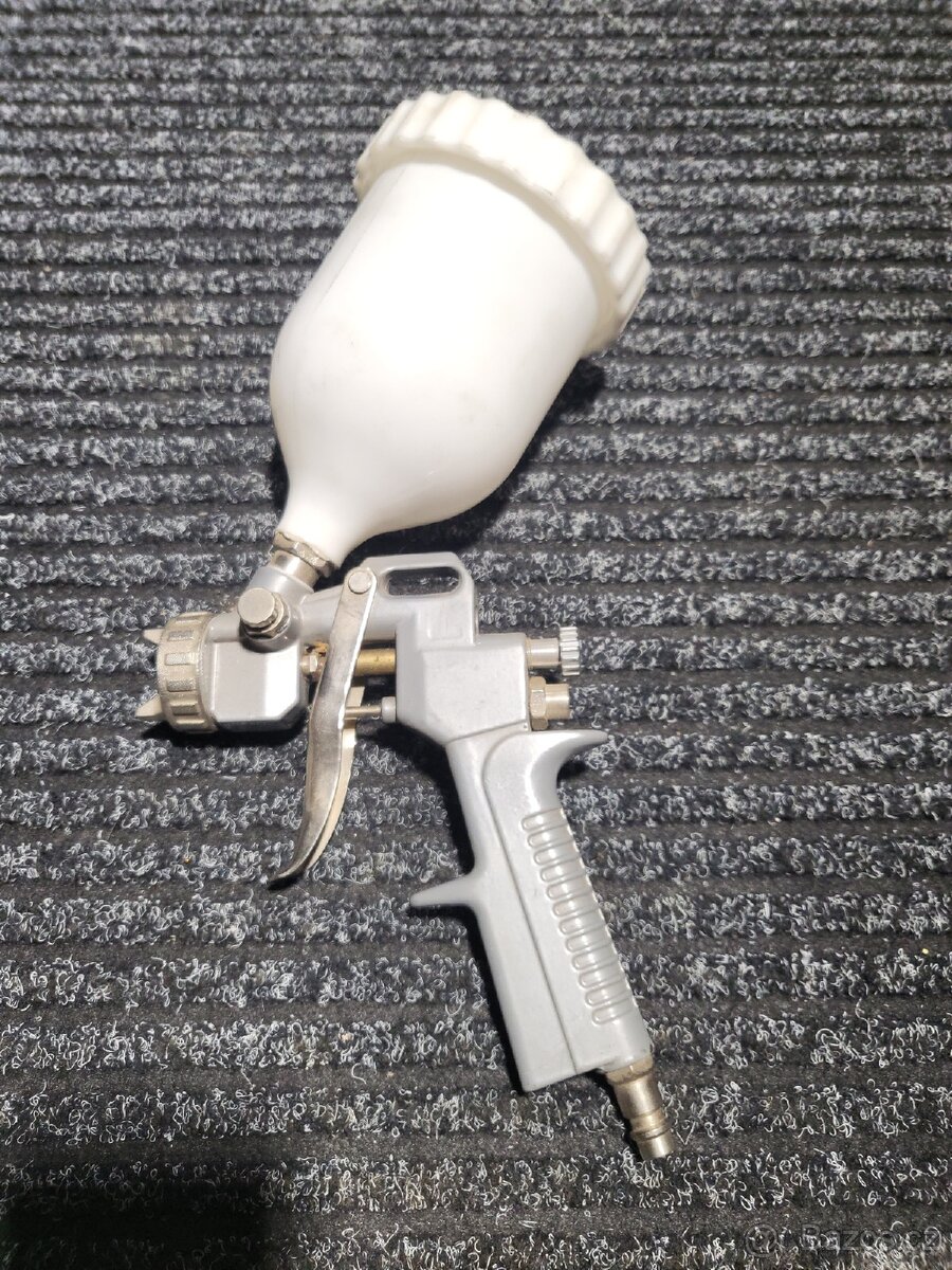Stříkací pistole - 2