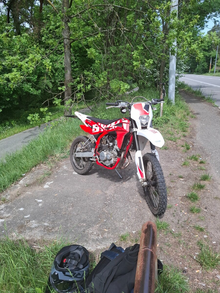 Swm rs125r
