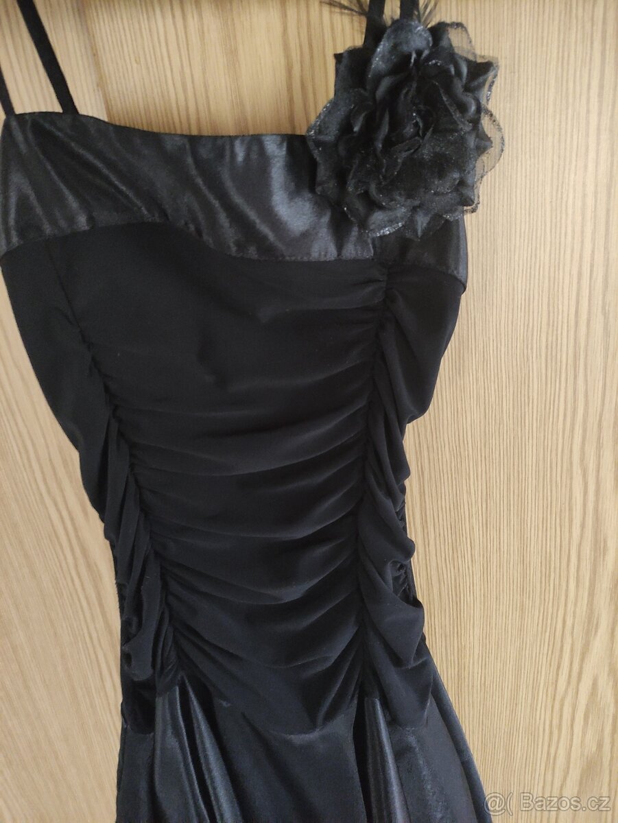 Plesové šaty, vel. M - 2