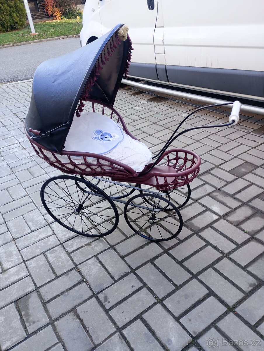 Kočárek pro panenky - 2