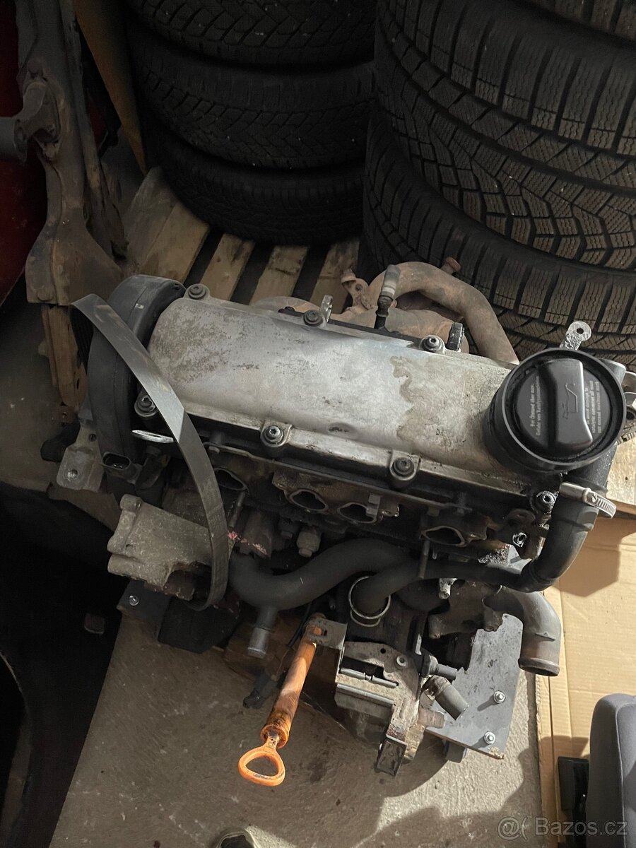 Motor 1.6 AVU octavia 1 - 2