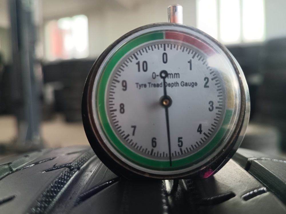 205/50 R17 NOKIAN (0815) - 2